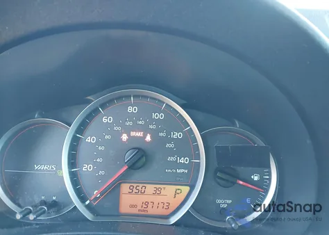 2014 Toyota Yaris L (Tmmf Plant) z USA, uszkodzony, nr VIN VNKJTUD35EA012290